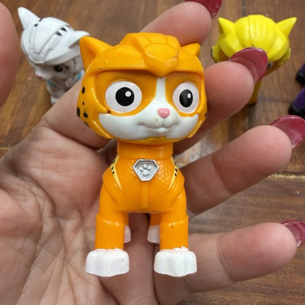 PAW PATROL CAT PACK  Action Figures Set  Rory, Shade, Leo & Wildcat